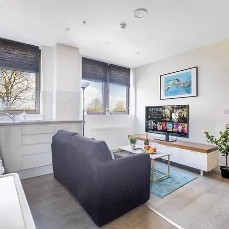Apartman Haus Top Rated Luxury - Parking - Wifi - Smart Tv